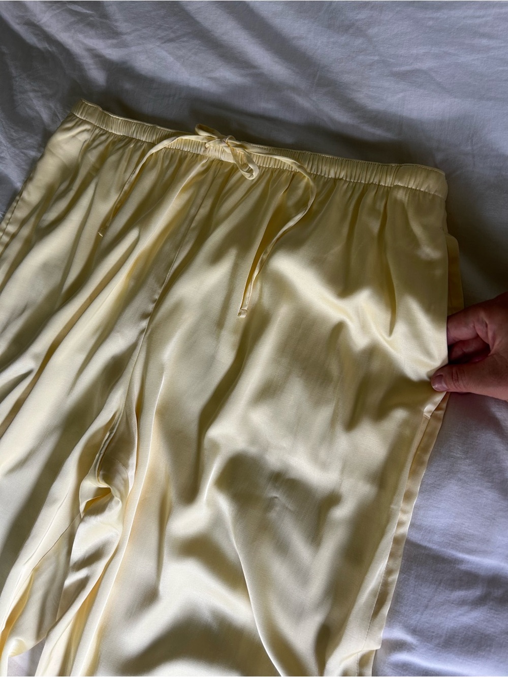 abercrombie & fitch gemma satin pull-on pants pastel butter yellow wide leg sz L - Picture 8 of 14